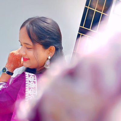 LizaraniN46797's profile picture. odia girl | CMA Finalist | ଓଡିଶାର ମାଟି, ପାଣି,ପବନକୁ ଭଲ ପାଉଥିବା ମଣିଷ 😇 ଜୟ ଜଗନ୍ନାଥ