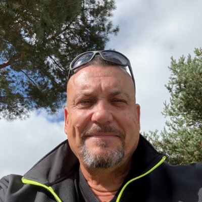 Buddy098765432's profile picture. Police Dispatcher - Emergency Call Center • former Firefighter • Werder Bremen • Fribourg Gottéron • proud Neni