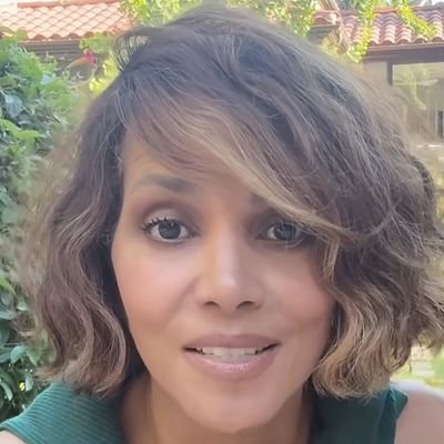 BerryHalle69669's profile picture. 