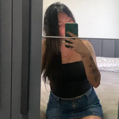 emilykjkk's profile picture. coxa cooxa doido fiu fiu