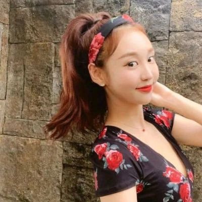 Jiyounglee36677's profile picture. 나는 내가 아닌 사람들을 이해해 주는 사람들을 진심으로 사랑합니다. 정반대의 사람들은 아니고요. 나는 인류를 사랑하고, 자연을 사랑합니다