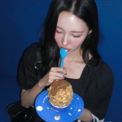 angeleyes_127's profile picture. pink blood💖˖ ࣪⊹ 에블띵이즈파인