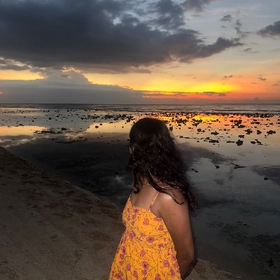 kaweeyy's profile picture. no comments, simply waste! shitposter first, human second.