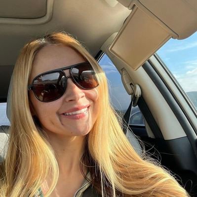 OyajobiSam80403's profile picture. 