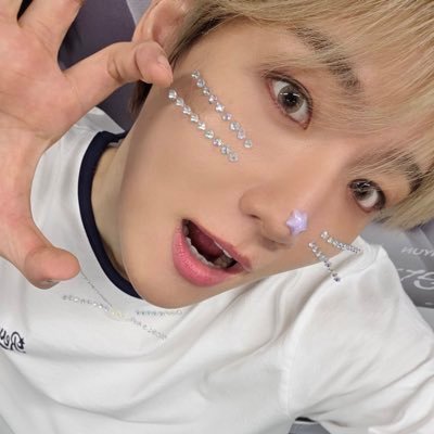 Byun_bbell's profile picture. ᴇxᴏ - ʙᴀᴇᴋʜʏᴜɴ 'ㅅ' | つ♡と ᴇxᴏ ᴏᴛ9 ⋆ ᴡᴇ ᴀʀᴇ ᴏɴᴇ 💟❕️ ꔛ ˚ ʬʬʬ. คิดถึงน้องแบค อยากเติมน้องแบค യ 🍓🐶 ✿ ˚ chanbaek #บีบยอนกดบัตร