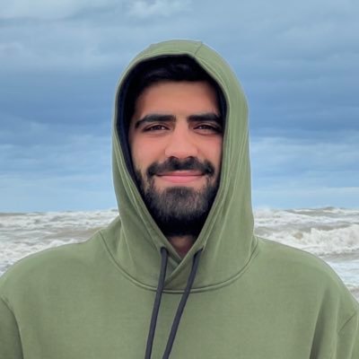 shabnname's profile picture. دلبسته افلاک و پابسته خاک…! 🪂🤿