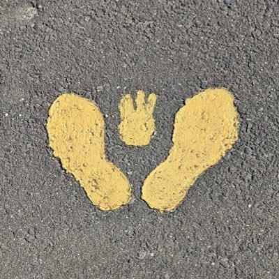 iPhonedakedayo's profile picture. ものづくりすきすきだいすきー！！！うまいものをいっぱい食べたい。 すごく食べたい。そんな気分 あとマイコンカーという謎の競技をやってました。 モダンな言語(Next.js)とか学びたい 意識低い系エンジニア  常に脳死　ことわか