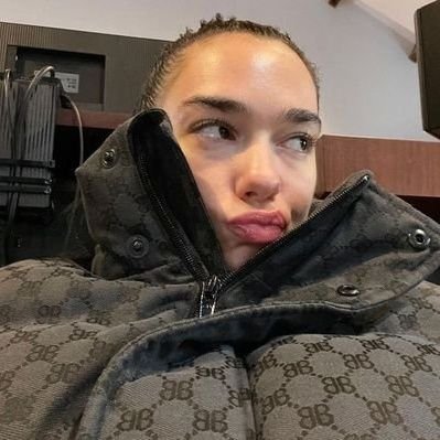 12lyil's profile picture. 