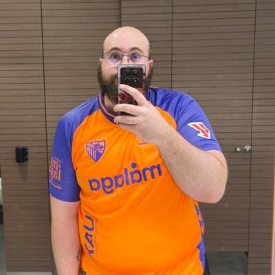 RedbasketYT's profile picture. 