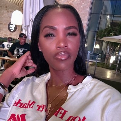 ZsaZsa_Nicole's profile picture. flower child. beautiful child. i'm 20 feet tall ✨