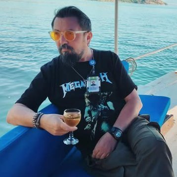 egementk's profile picture. Cinema TV Master's Degree 📽 Licensed Tour Guide 🌎
Horror Geek 🩸 Movie Buff 🎬 
The Horror Geek Show:  @horrorgeekshow
https://t.co/f82eMGsU4a