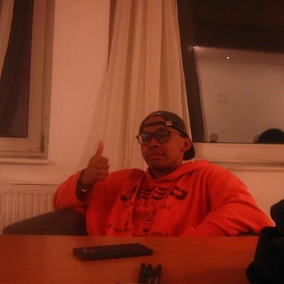 Hakimeyyyy's profile picture. Architect.
awat air bawang murtabak they always give so sikit?