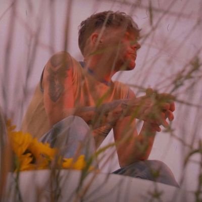 forevermorethe1's profile picture. 𝑾𝒉𝒆𝒏 𝒕𝒉𝒆 𝒕𝒊𝒎𝒆 𝒊𝒔 𝒓𝒊𝒈𝒉𝒕..✨
The most dramatic person who ever lived