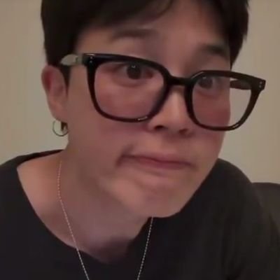 thvforkive's profile picture. 