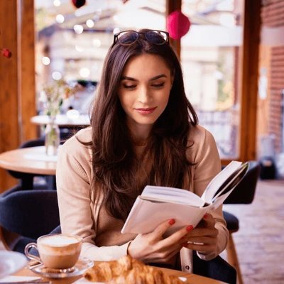 meltemsamyel's profile picture. kitap kurdu