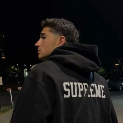 2rowwan's profile picture. livros | fan account | Sociedade Esportiva Palmeiras |
jogando rocket league  | (ela/dela) | to aqui tbm: @ascennsionism