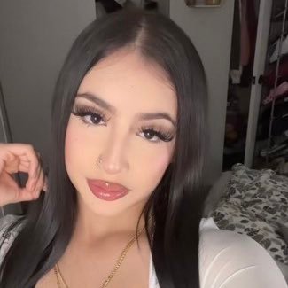 Joan_luzz's profile picture. 20🌴♡ 𝐋𝐚𝐭𝐢𝐧𝐚🇲🇽|| 𝑨𝒗𝒂𝒊𝒍𝒂𝒃𝒍𝒆 𝒇𝒐𝒓 𝑭𝒂𝒄𝒆𝒕𝒊𝒎𝒆||𝑺𝒆𝒙𝒕𝒊𝒏𝒈||𝑫𝒓𝒐𝒑𝒃𝒐𝒙🛍️ https://t.co/krIQso7yMR