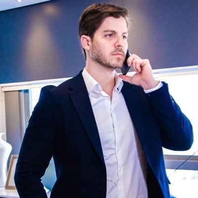 Ricardobruno284's profile picture. Pushing my self coz i realized the only thing standing between me and my goals is my own effort 👌🏾