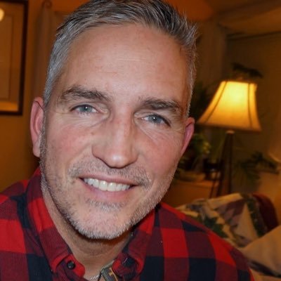 jimcaviezel0147's profile picture. 