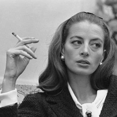 xiuxiiuqn's profile picture. use your discretion so i dont have to use mine