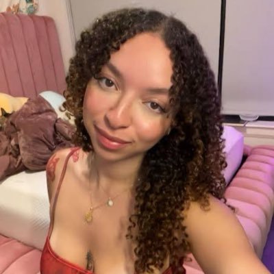 kathybella464's profile picture. 