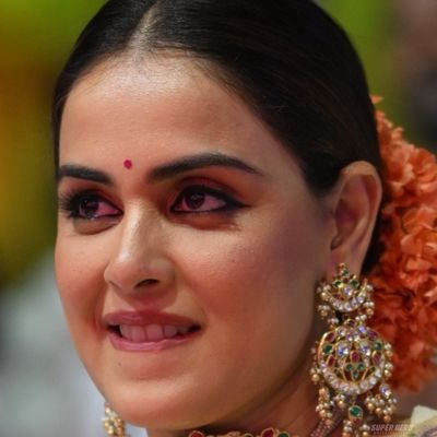 rasikudu33's profile picture. Simple