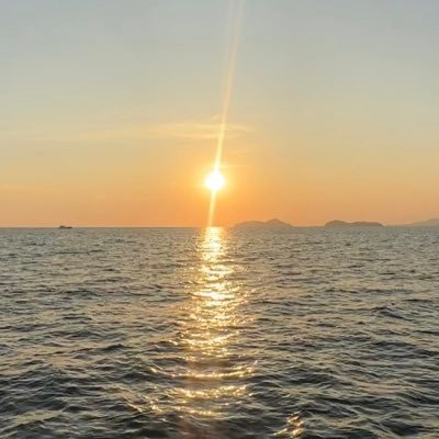Phuwanet_r's profile picture. อยากลงอะไรก็ลง แอคส่วนตัว