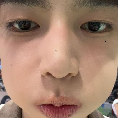 hugsszhao_'s profile picture. yummy