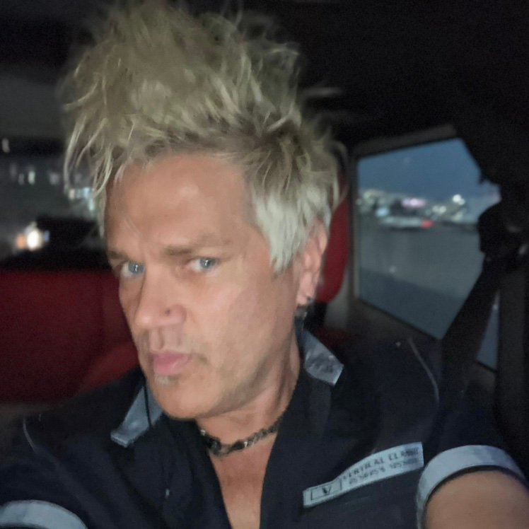 Greyboi945's profile picture. 