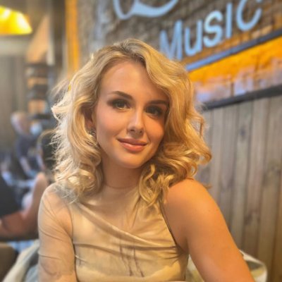 Alice19999SX's profile picture. MAGA 💥 Constitutional Loyalty | Patriotic Everyday Girl | Defending American Values🇺🇸