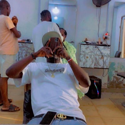 USDTlord26's profile picture. Always stay real to yourself Coz The hustle is real💯 Cryptolord +Betting pro,,Investors vibez🇯🇵💯 Don't let your money sit idle br🙏