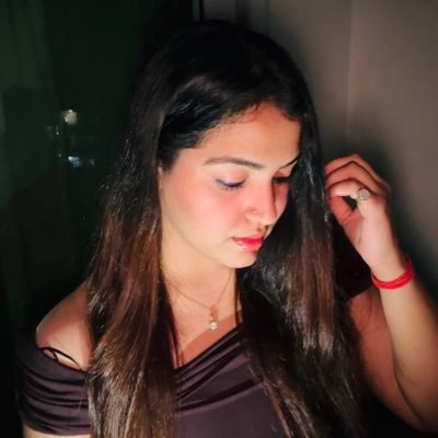 pallavipandeyy's profile picture. Nationalist | Exploring Finance & Markets | AI & Tech Enthusiast | Trader with Perspective | Sharing Insights, Unsaid Words, Relatable Moods | Fitness