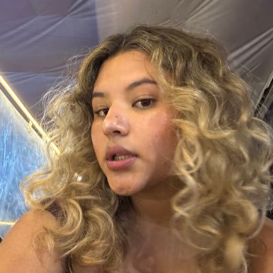 Cervanteesssss's profile picture. Apasionada de mi carrera y de todo lo que hago💘