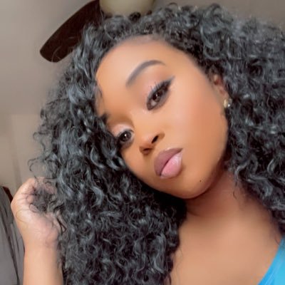 annikita_kay's profile picture. I can’t teach you my swag you can pay for school but you can’t buy class! 🥂🩷 Cosmetologist