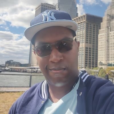 DwightRodwell's profile picture. New Yorker. Major Sports Fan. Fitness and Athletic Enthusiast. Adventurous Foodie. Aspiring Chef. #Yankees #Jets #Knicks #NYR #RBNY #Duke #RollTide #TeamUSA