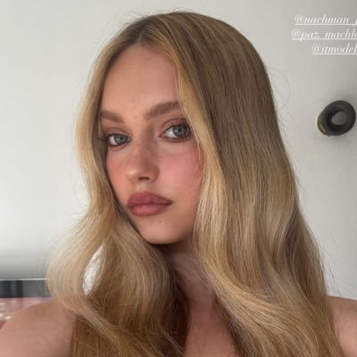 folkfanning's profile picture. ─ ୭ৎ ࣪ ׅ ⊹ everything happens for a reason