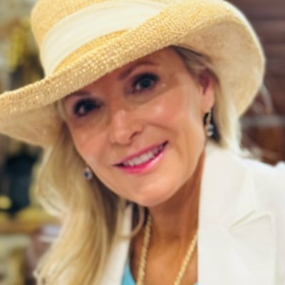BResearchLabs's profile picture. Art, Books & Travel. #FlyFishing 🎣 #RunHappy🏃🏼‍♀️ #Author✍🏻 #EpilepsyAdvocate⚡️🧠💜
