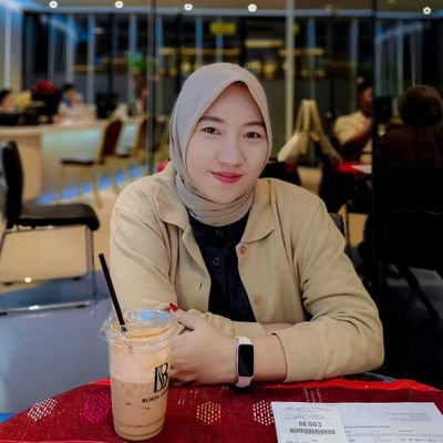 nixsariz's profile picture. happy life