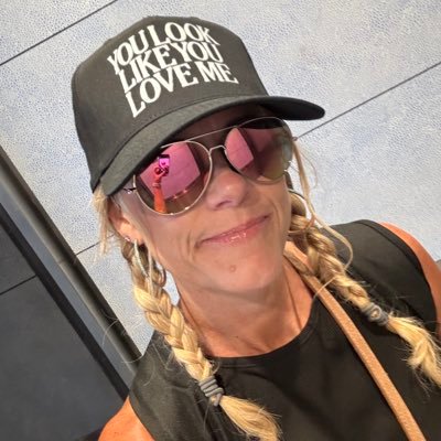 kelly_my2boys's profile picture. 