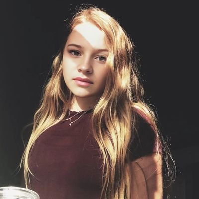 Vali_Stokov19's profile picture. Valeria ♡ 18 | einfach ich – ein bisschen Chaos, ganz viel Herz 💖 💋🇺🇦