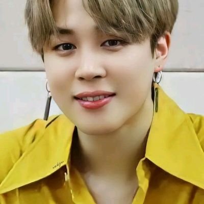 KimCastro297142's profile picture. 