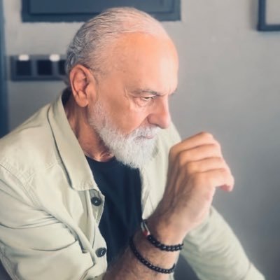 HasmetBABA's profile picture. yazıları okumak için... https://t.co/LdyvdB7Kgy