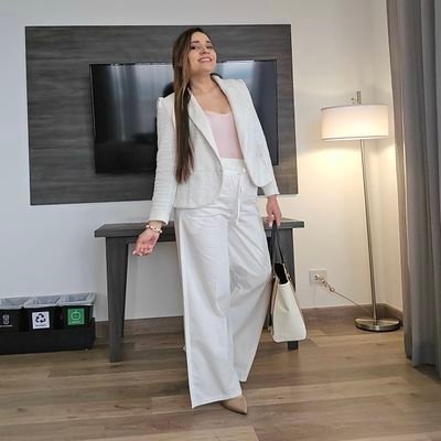 ortizperiodista's profile picture. Periodista, productora audiovisual y emprendedora de medios. Fundadora y directora de @nicaraguainvest