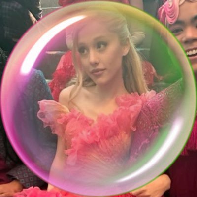 futurefilmstarr's profile picture. lesbiana • arianaholic • ミ☆ • @jsgotmilk