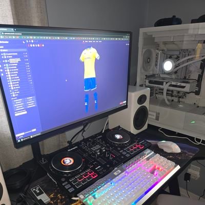 AdelinoTrance's profile picture. 