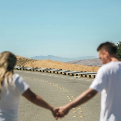 Aloveroadmap's profile picture. Helping busy people find answers to their relationship questions ❤️ with daily tips and guides
