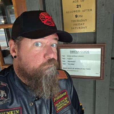 wheezymedic's profile picture. #UGA #DAWGS I Former Firefighter Paramedic l #BEER I Firearms I USSF/GHSA Referee I President 106 #FIMC #FIFL #LFIDFI I Cancer Survivor