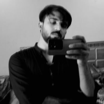 Dr_Hashiii's profile picture. Doctor🩺💀(5/5)          

                                                                @ Sheikh Zayd Hospital

 Cricketer 🏏♥️