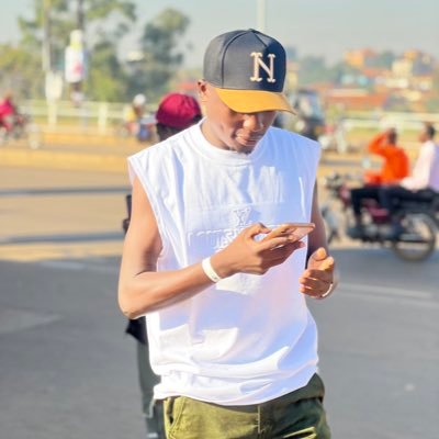 EmixKhan's profile picture. Digital marketing,transformer technician, CEO Emix khan collections. Man U diehard, music promoter, politician