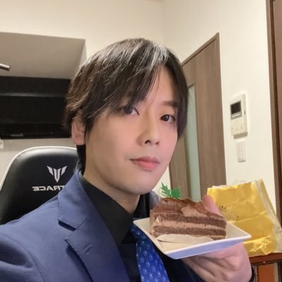 bos_yua's profile picture. 【ツイッチ&YouTube 相互フォロー募集】水曜定期配信 ポケモン、格ゲー、麻雀、シャドバが好き❤️ Twichで配信やってます！ 職業 黒服 夢は布団ちゃんに会うことです。